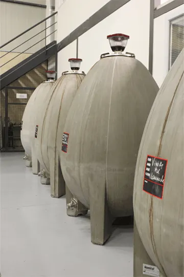 Cuve oeuf en béton, vinification