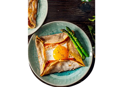 Galette complète et vin rouge souple l U'wine