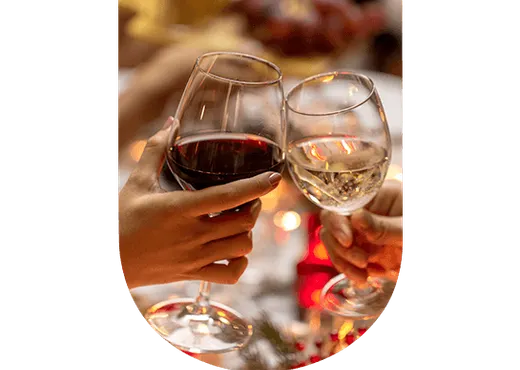 verre de vin rouge et verre de vin blanc